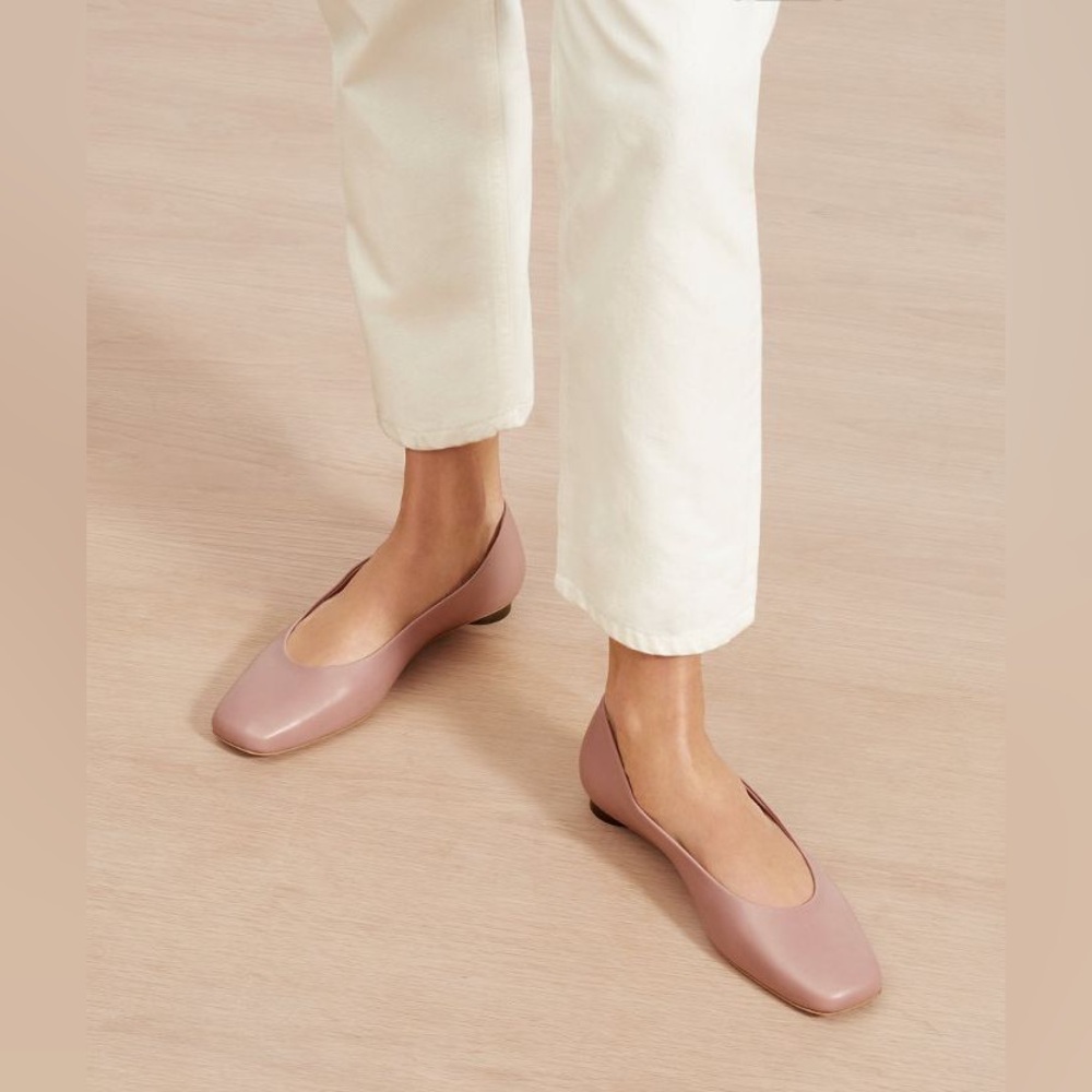 Everlane the 90s Flat